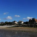 A Deux Pas D'la Nyaraló