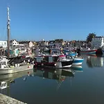 A Deux Pas D'la Nyaraló