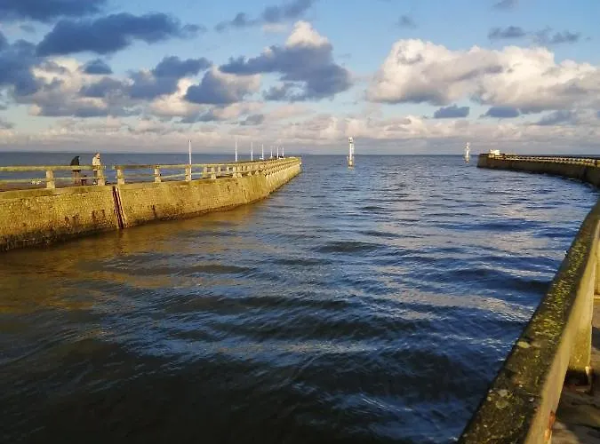 A Deux Pas D'la * Grandcamp-Maisy